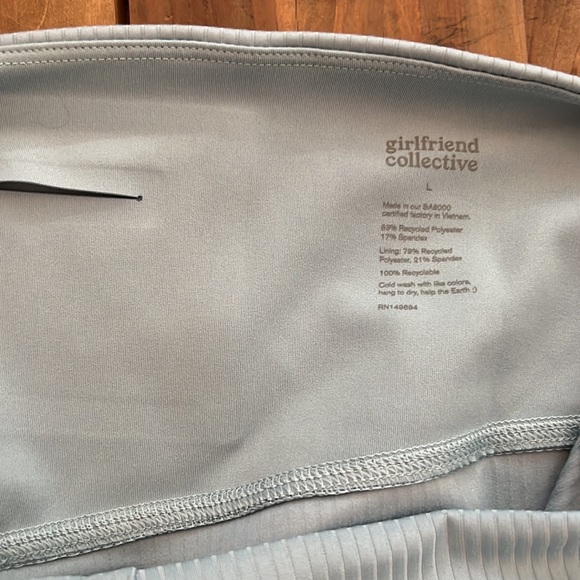 Girlfriend Collective Teal Biker Shorts size Large - Picture 4 of 6